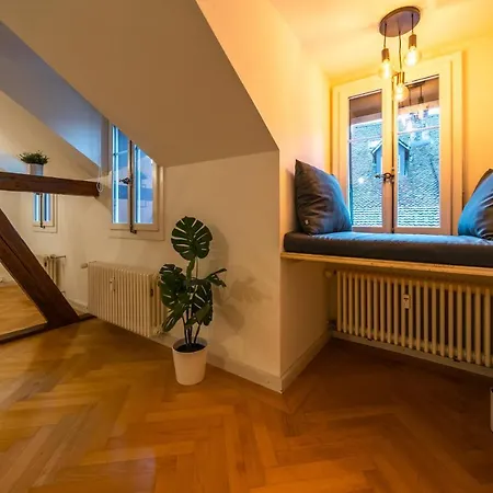 Appartement Old Town In The Heart Of With Garden
