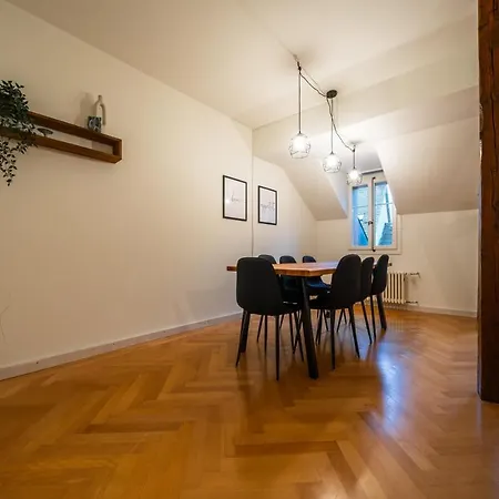 Old Town In The Heart Of With Garden * 图恩