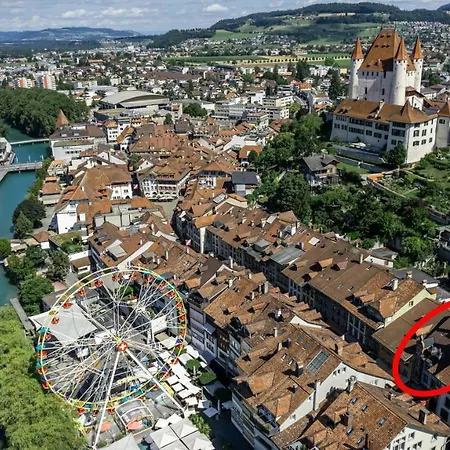 Old Town In The Heart Of With Garden Lägenhet