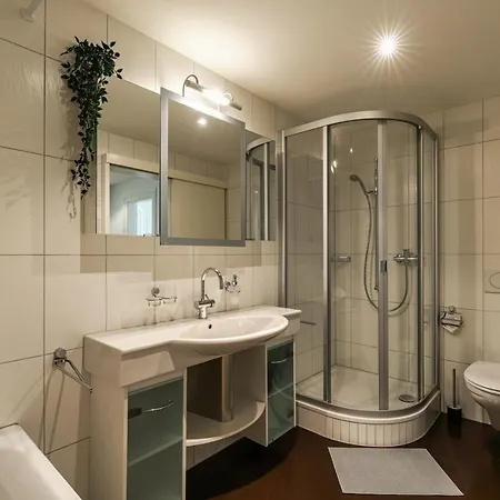 Old Town In The Heart Of With Garden Appartement