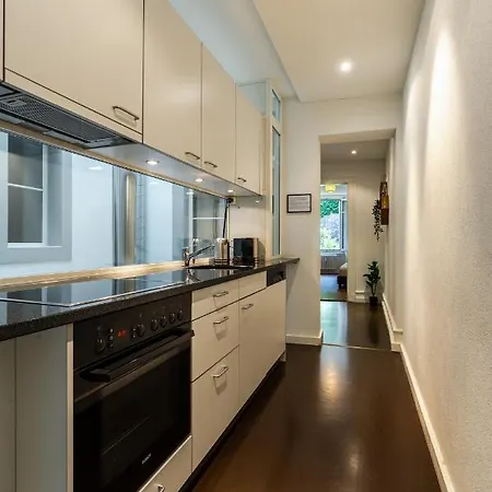 Old Town In The Heart Of With Garden *